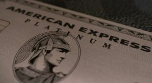Imagem ilustrativa que simboliza o artigo que tem como o titúlo: Cartão American Express: confira as categorias e seus benefícios
